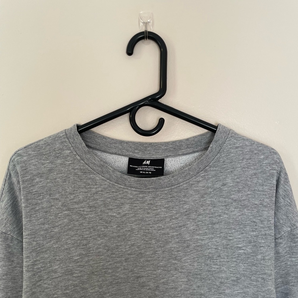 H&M Men’s Crewneck Sweatshirt Long Sleeve Gray XL - Picture 2 of 8